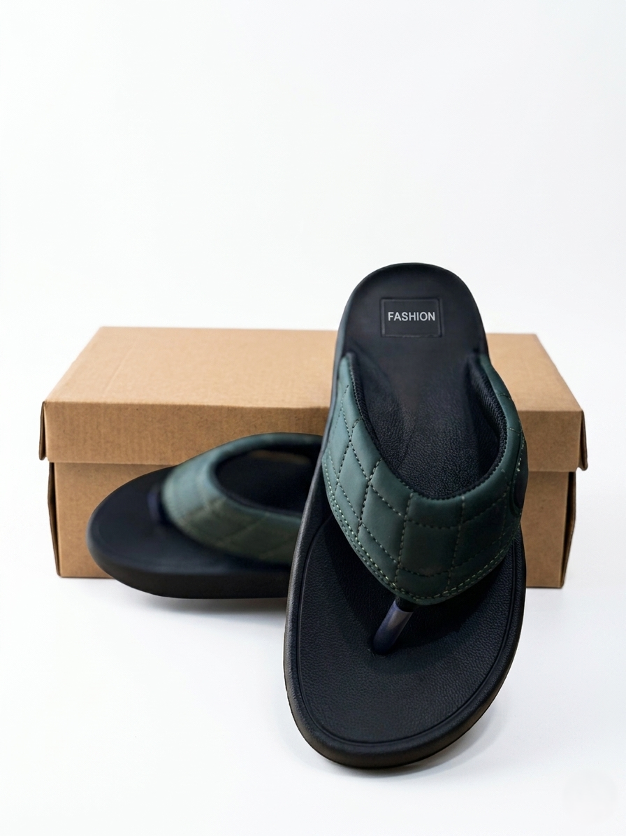 "Fashion" Series Quilted Strap Cushioned Slippers